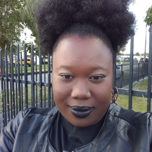 Maggie - Picture 2 of 2